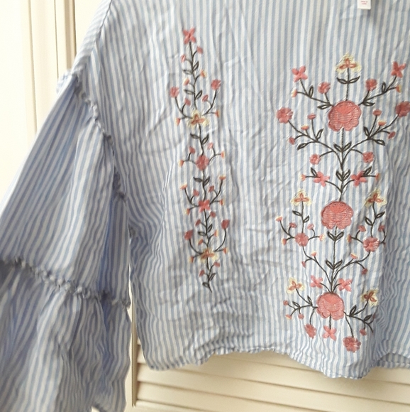 Blue Striped Embroidered Boho Flowy Top M - Picture 7 of 8